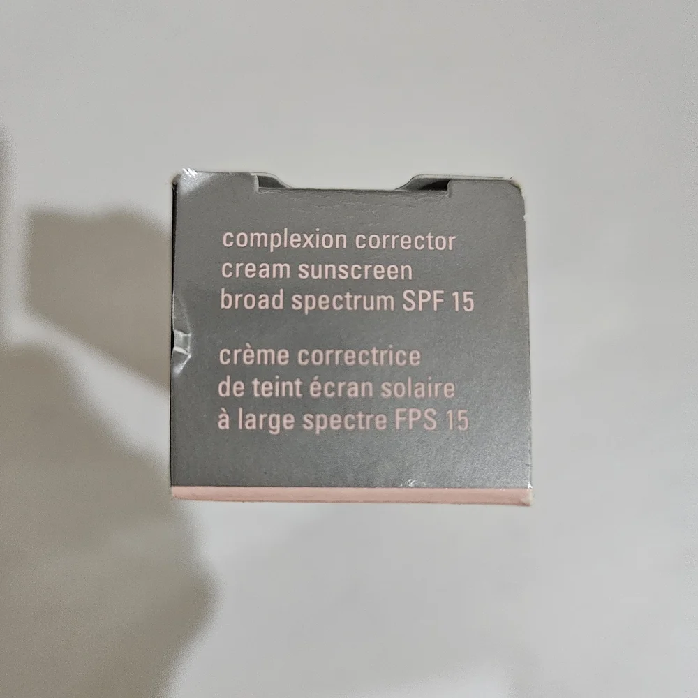 Mary Kay CC Cream SPF 15  COLOR Medium To Deep - Picture 8 of 9